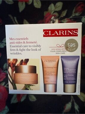 Clarins Skincare Trio-3 Piece Set